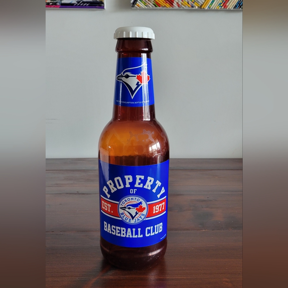 Fan Collectible Toronto Blue Jays Baseball Club Coin Bank Bottle
